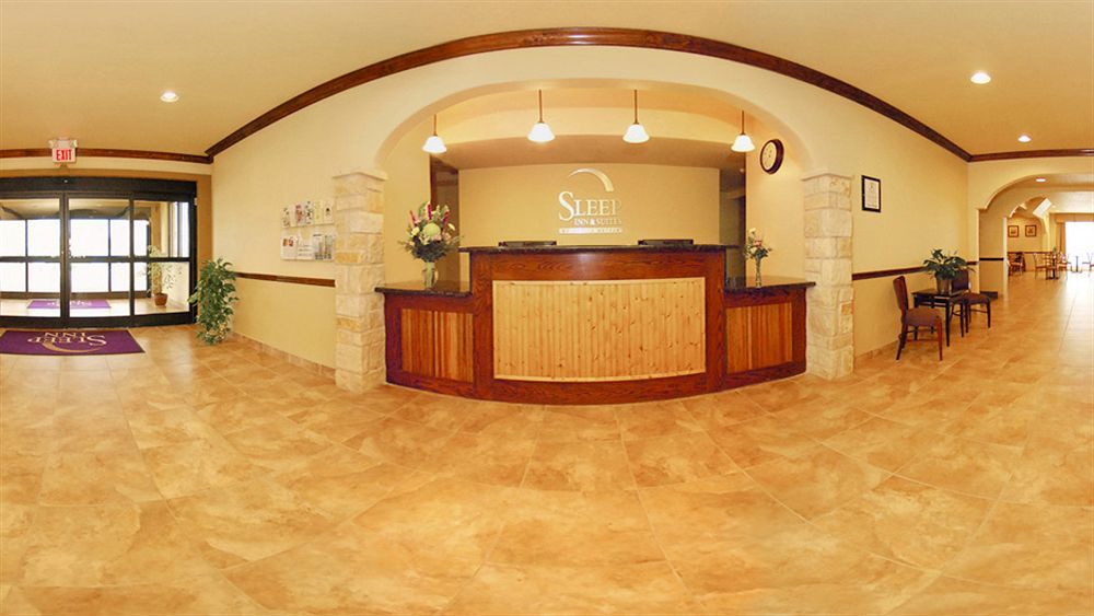 Sleep Inn & Suites Gonzales Near Palmetto State Park Exterior photo